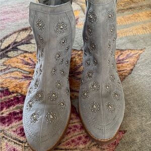 Anthropologie Silent D Silver Studded Gray Suede Ankle Boots